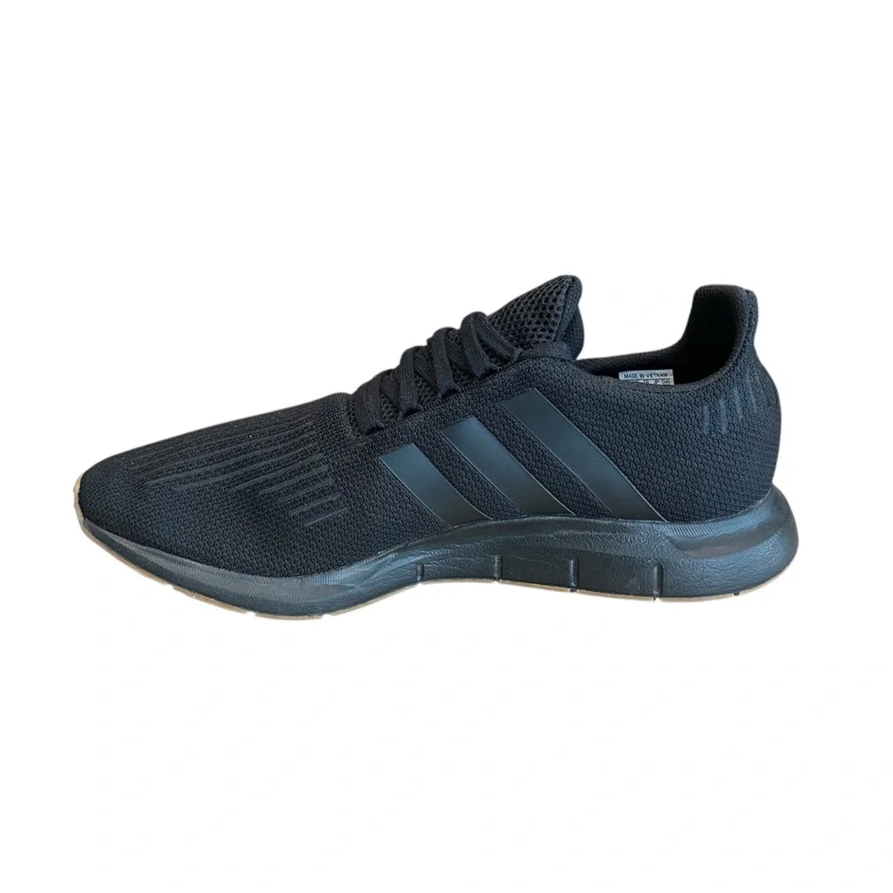 Adidas Men’s Swift Run 22 GW4685 Black Running Sneakers Size 13